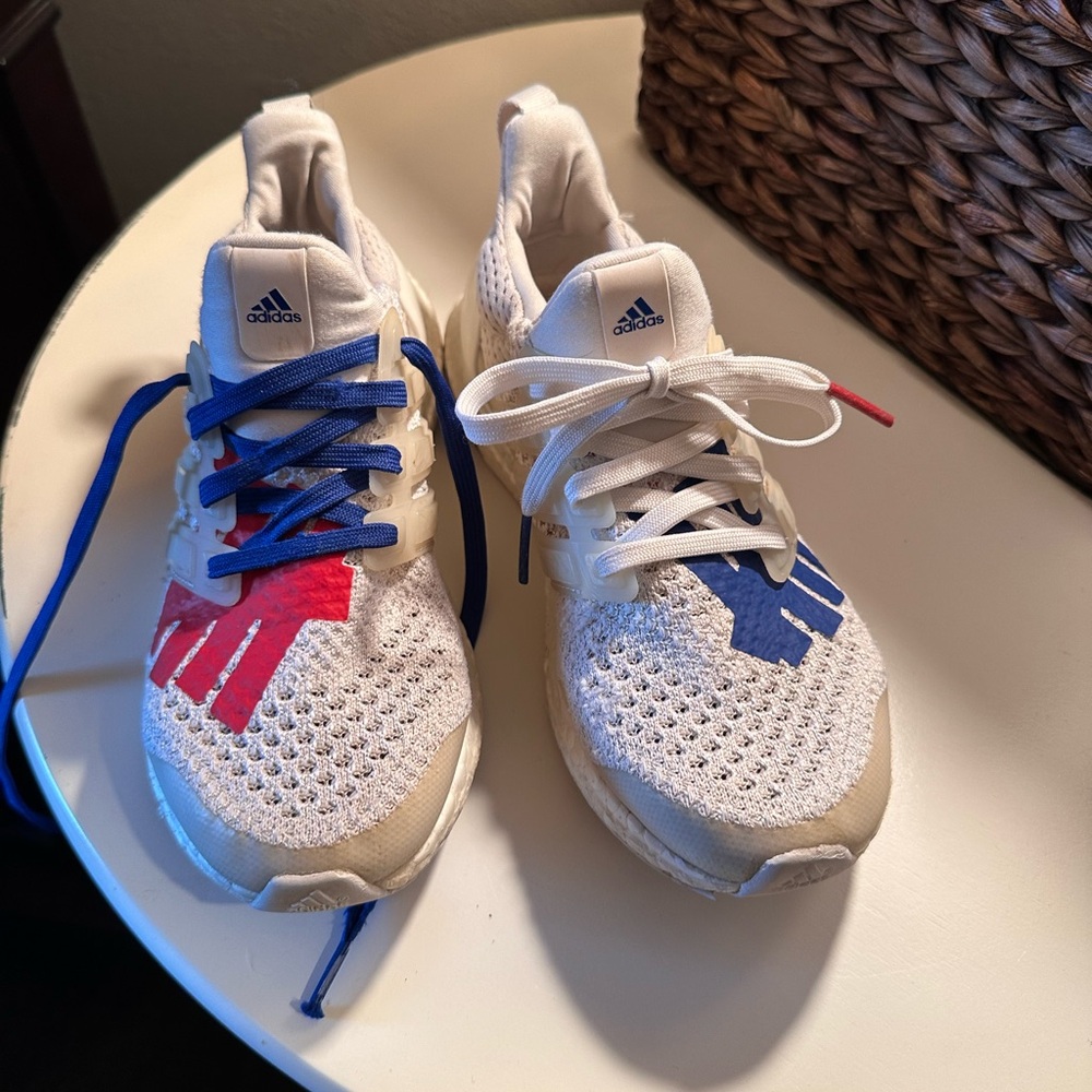 Boys/Young Men’s adidas Athletic Shoes with Red and Blue Accents size 5